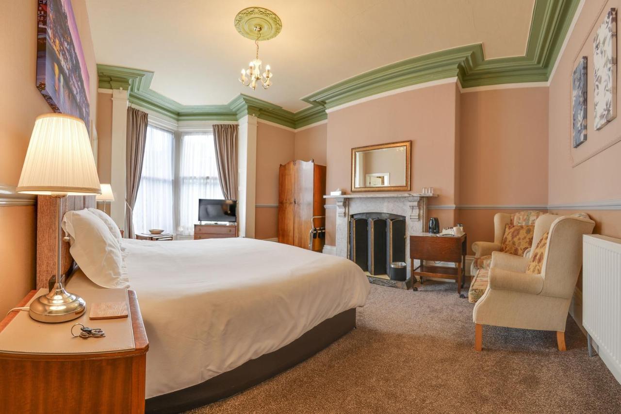 Pannett House Bed & Breakfast, Beautiful Victorian Residence 휫비 외부 사진