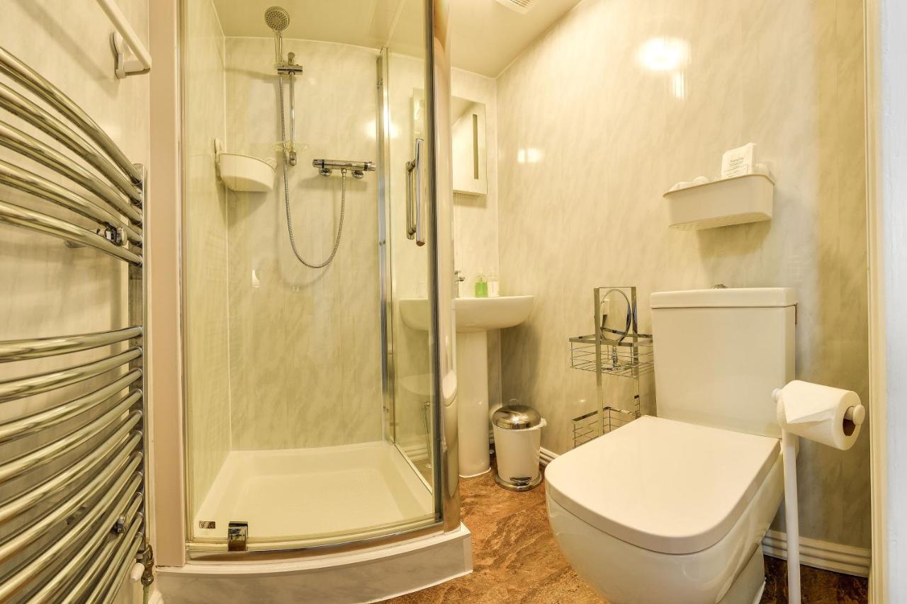 Pannett House Bed & Breakfast, Beautiful Victorian Residence 휫비 외부 사진