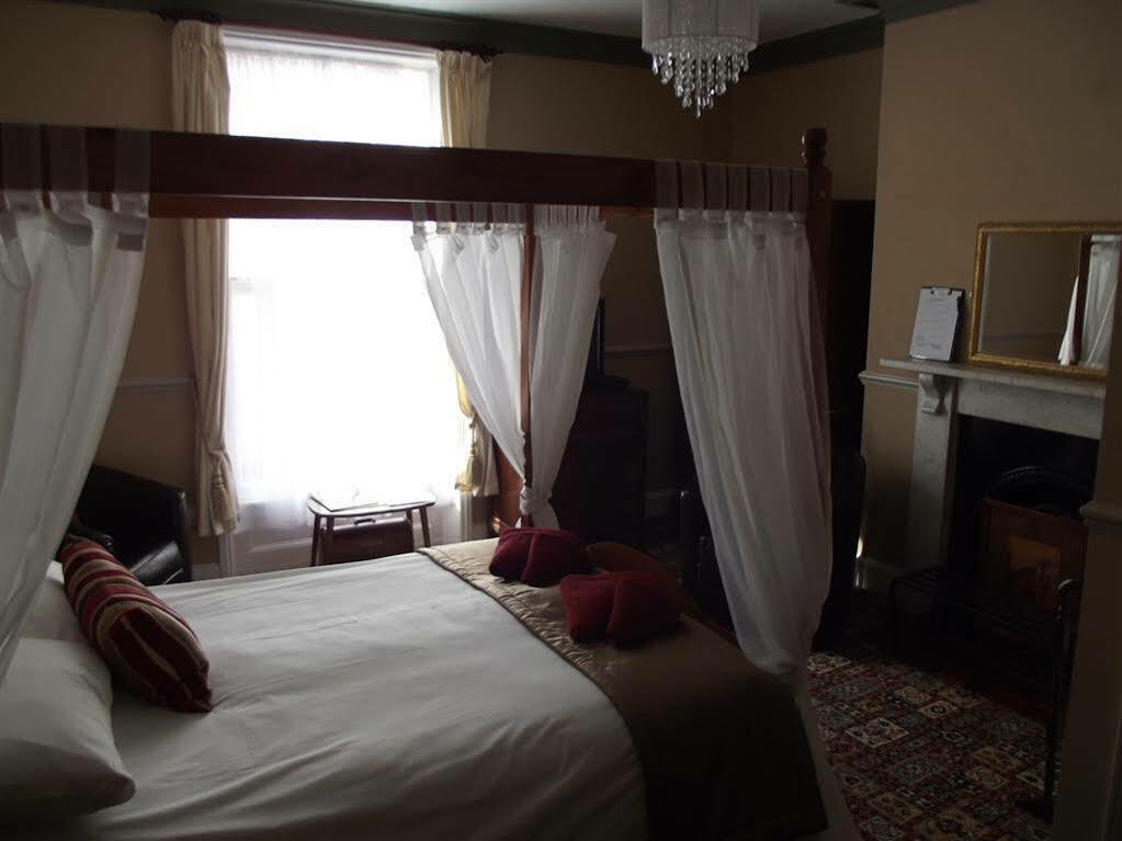 Pannett House Bed & Breakfast, Beautiful Victorian Residence 휫비 외부 사진
